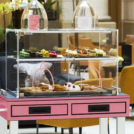Hotel Marriott Champs Elysees 5*