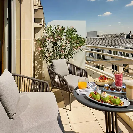 Marriott Champs Elysees 5*