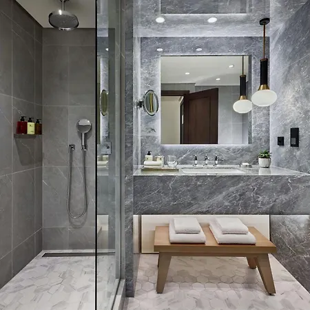 Marriott Champs Elysees Hotel