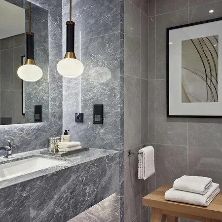 Hotel Marriott Champs Elysees 5*