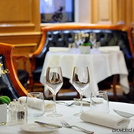 Marriott Champs Elysees 5*