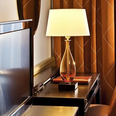 Marriott Champs Elysees Hotel 5*