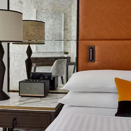 Marriott Champs Elysees 5* París