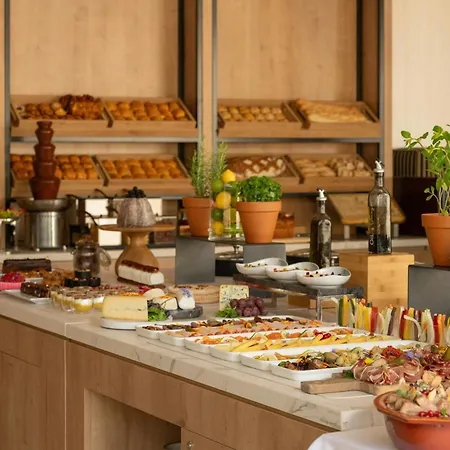 Marriott Champs Elysees 5* París