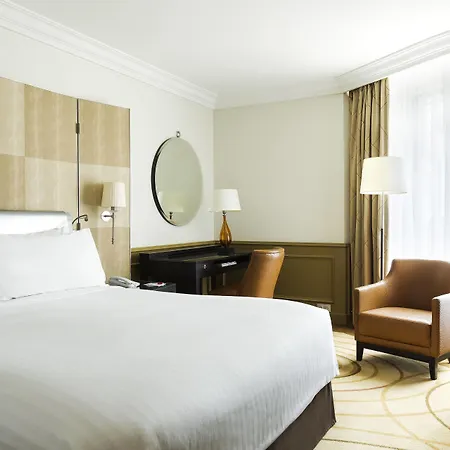 Marriott Champs Elysees Hotel París