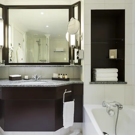 Marriott Champs Elysees 5* París
