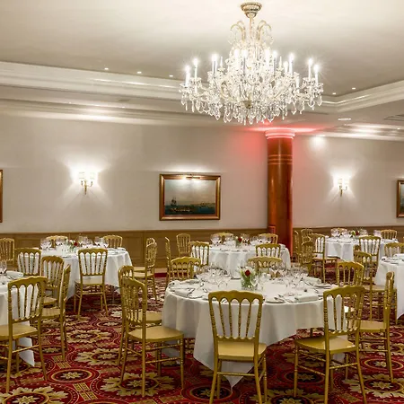 Marriott Champs Elysees Otel