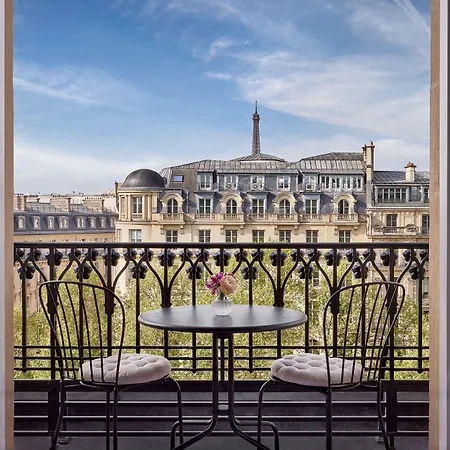 Marriott Champs Elysees 5*