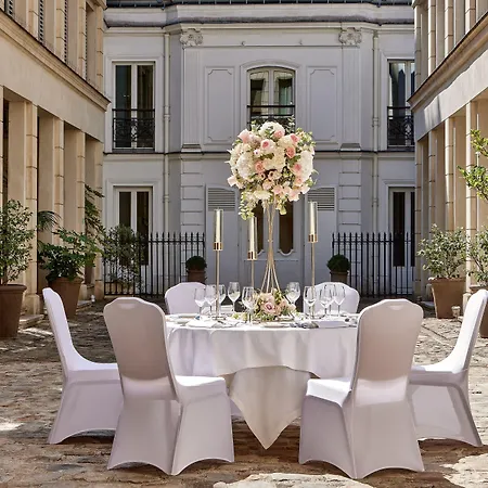 Marriott Champs Elysees Hotel París