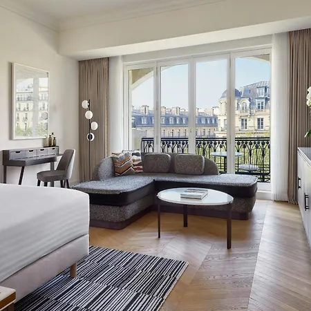 Marriott Champs Elysees 5*