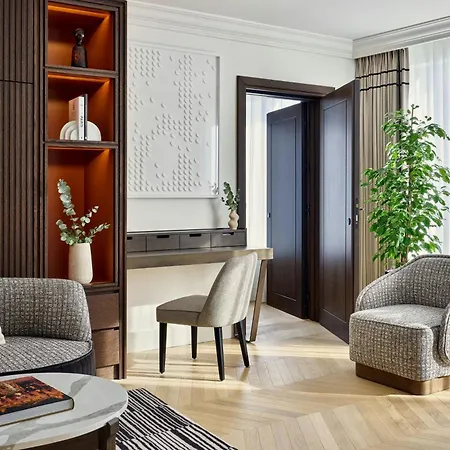 Otel Marriott Champs Elysees 5*