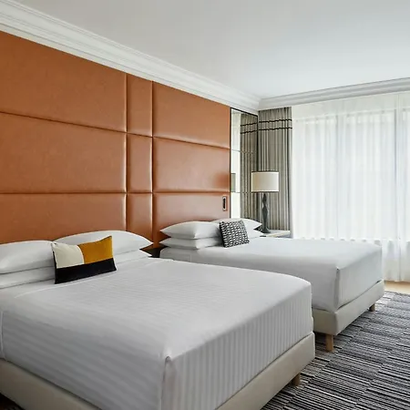 Szálloda Marriott Champs Elysees Párizs