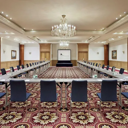 Marriott Champs Elysees 5* París