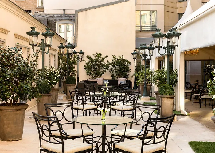 Marriott Champs Elysees 5*