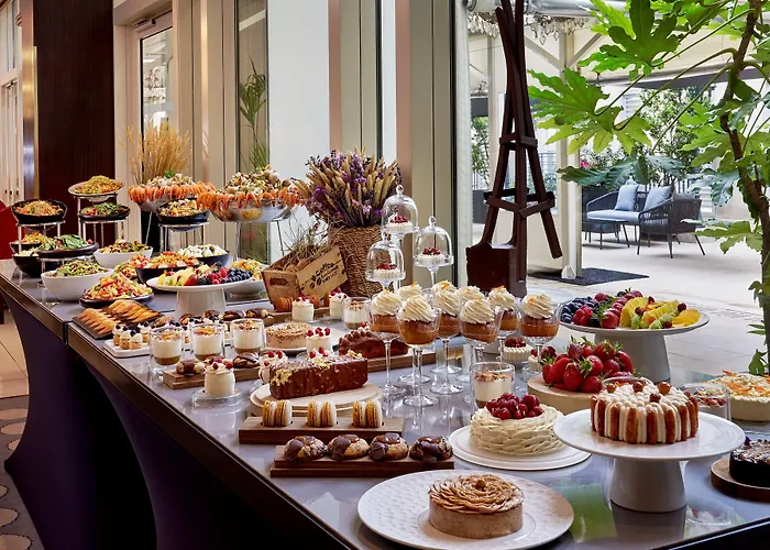 Marriott Champs Elysees Otel