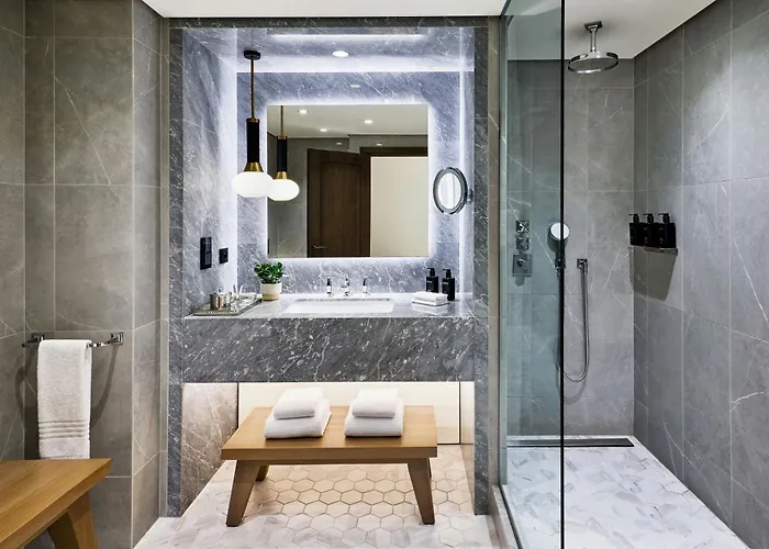 Marriott Champs Elysees 5*