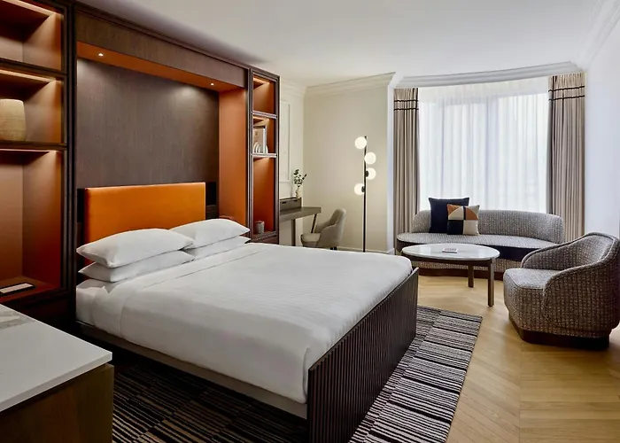 Marriott Champs Elysees Otel 5*