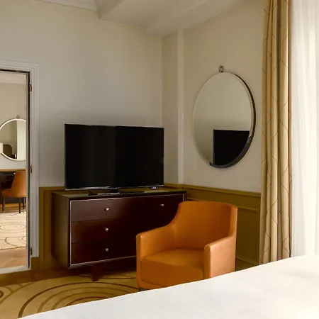 Marriott Champs Elysees 5* פריז