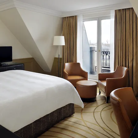 Marriott Champs Elysees 5*