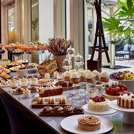 Marriott Champs Elysees מלון