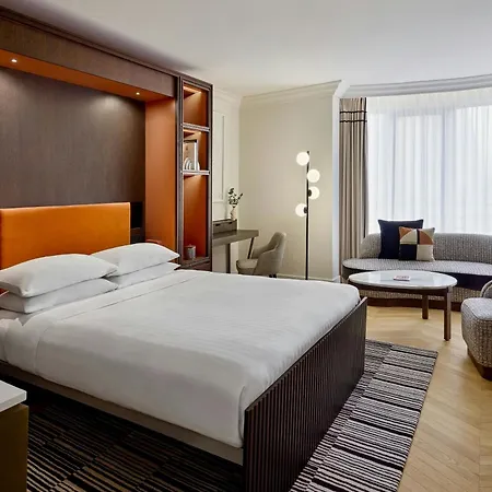 Marriott Champs Elysees מלון 5*