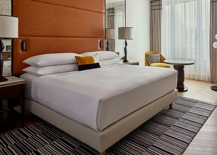 Marriott Champs Elysees 5*