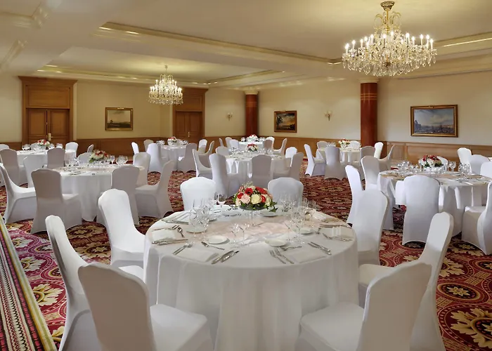 Marriott Champs Elysees Hotel