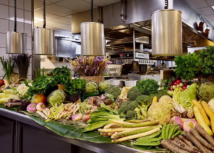 Marriott Champs Elysees 5*