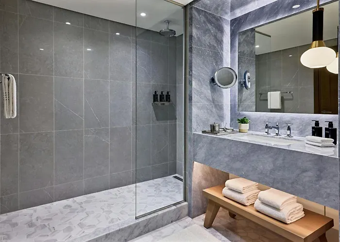 Marriott Champs Elysees 5*