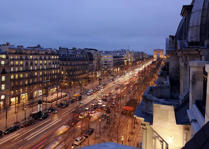 Отель Marriott Champs Elysees 5*