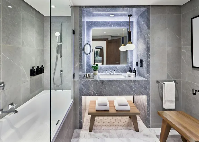 Marriott Champs Elysees 5*